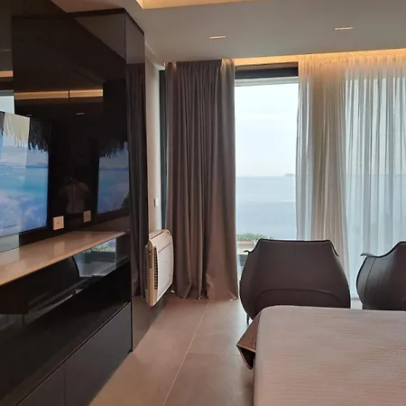 Luxury Aurora Влёра