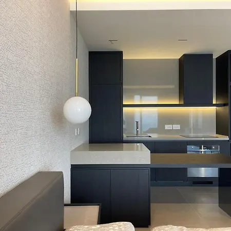 Апартаменты Luxury Aurora Влёра
