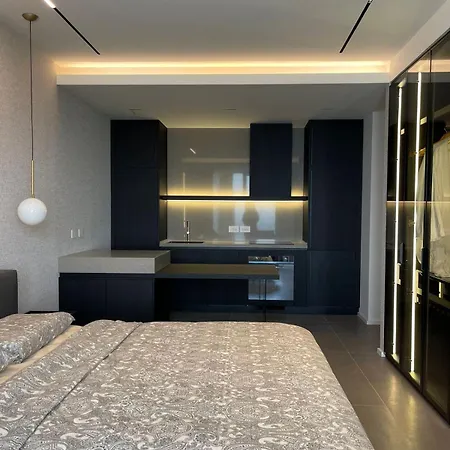 Luxury Aurora Влёра